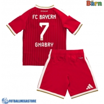 Fotballdrakt Barn Bayern Munich Serge Gnabry #7 Hjemmedraktsett 2026-27 Kortermet (+ Korte bukser)